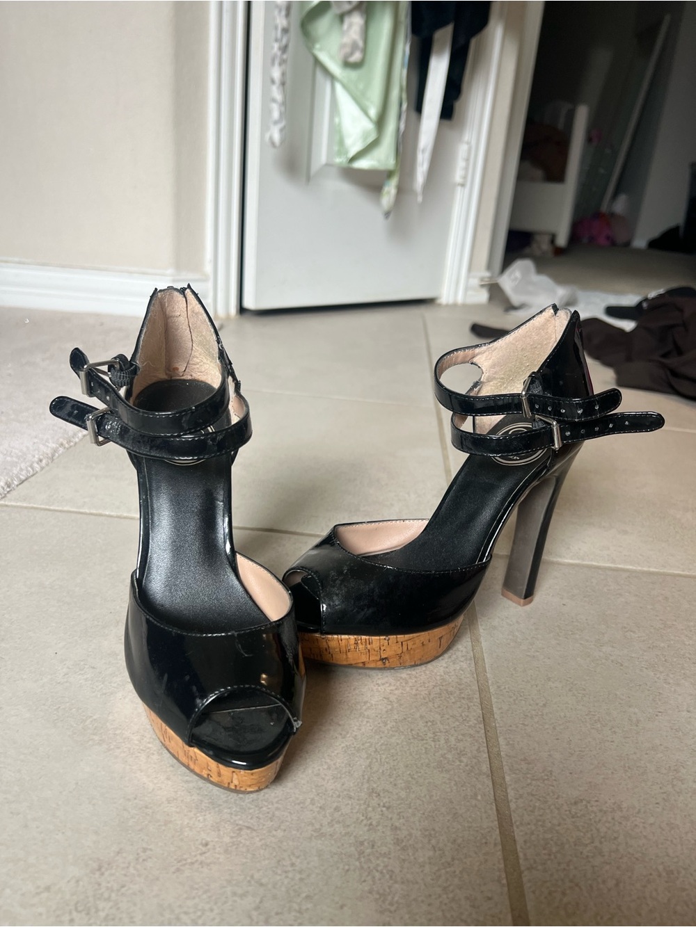 Jessica Simpson Black Patent Peep-Toe Platform Heels with Cork Platform